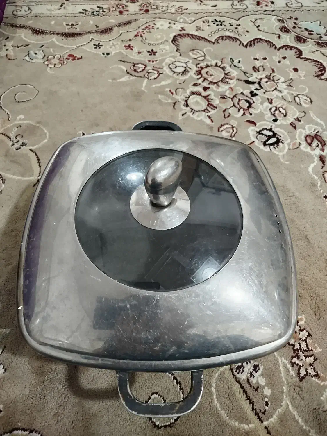 قابلمه|ظروف پخت‌وپز|زابل, |دیوار