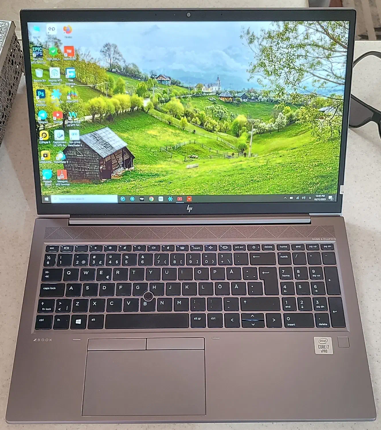 hp zbook firefly 15 g7 mobile workstation|رایانه همراه|کاشان, معلم|دیوار