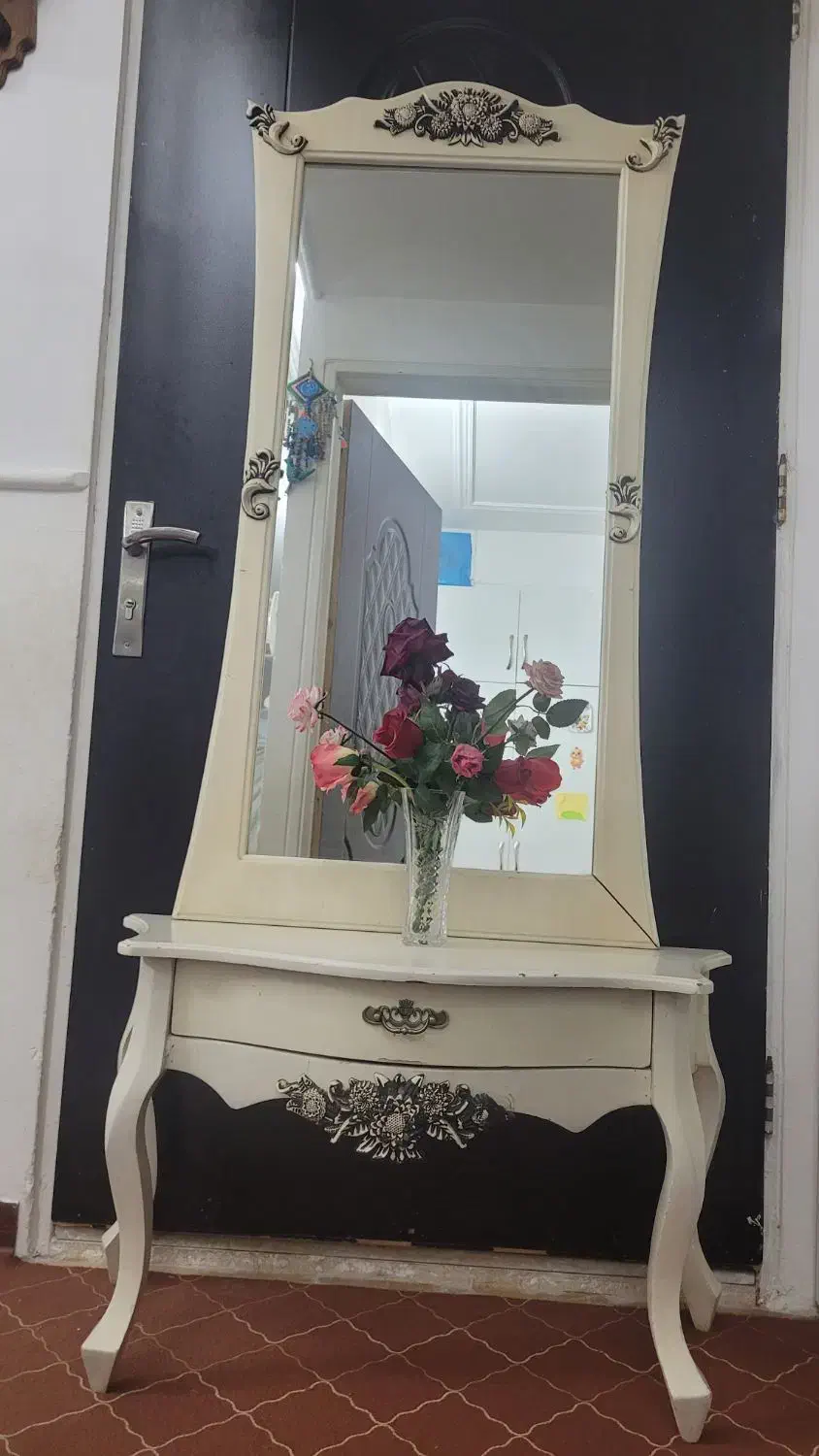 کنسول و آینه|بوفه، ویترین، کنسول|قم, شاه ابراهیم|دیوار