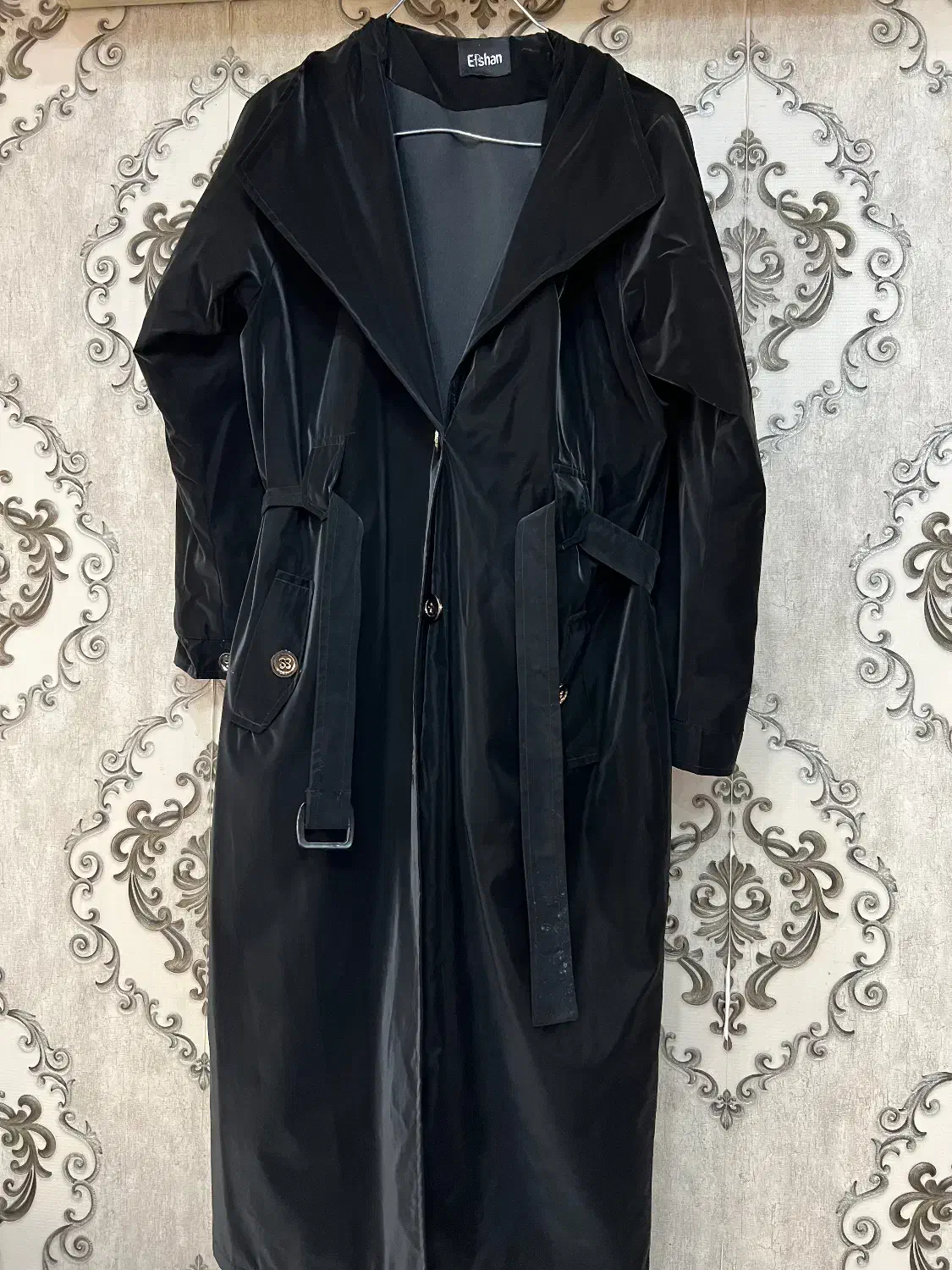 بارونی زیبا زد اب|لباس|رشت, گلسار|دیوار