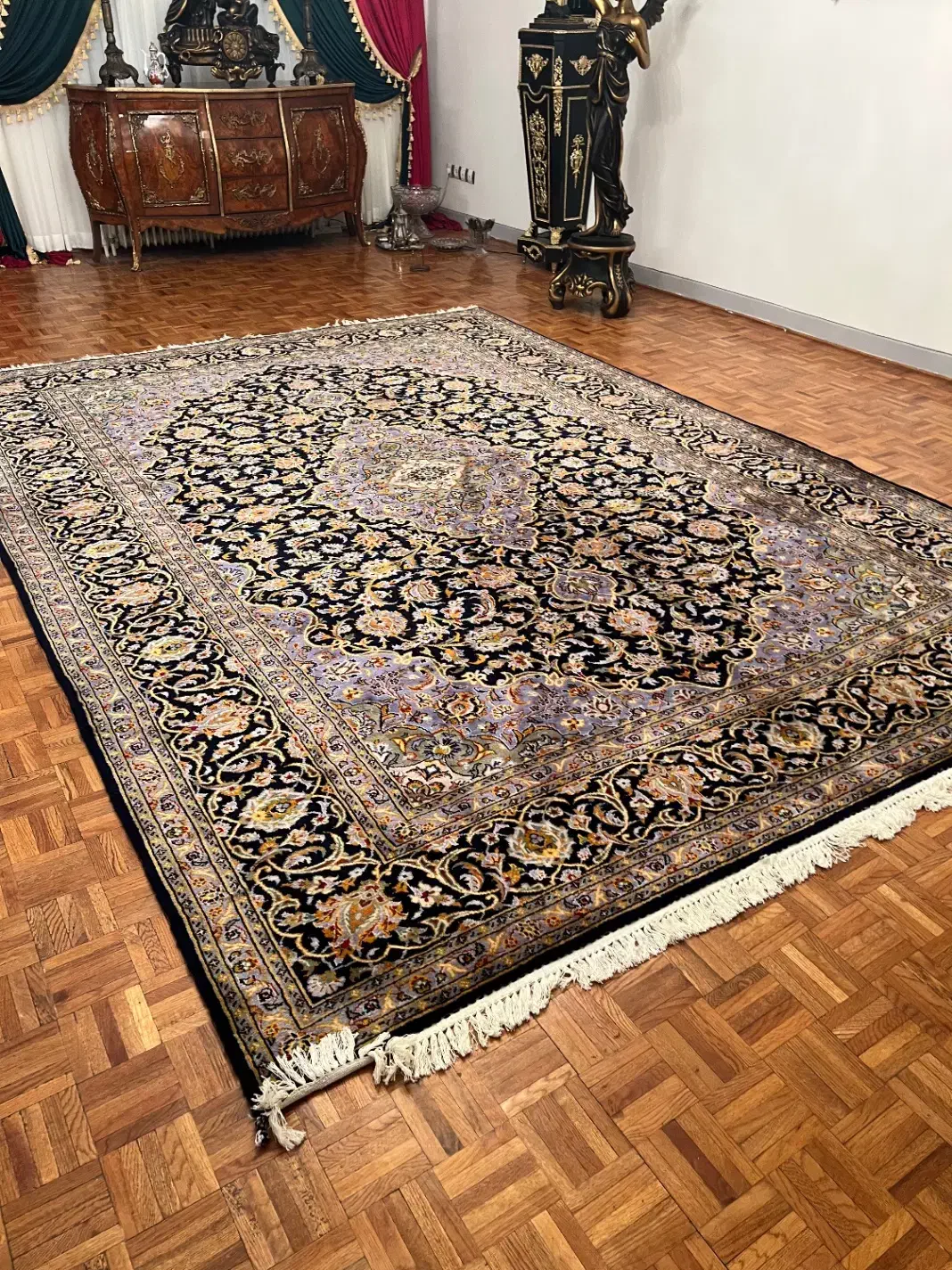 یک جفت فرش دست باف ۱۲ متری کاشان(مشابه)|فرش|تهران, پاسداران|دیوار