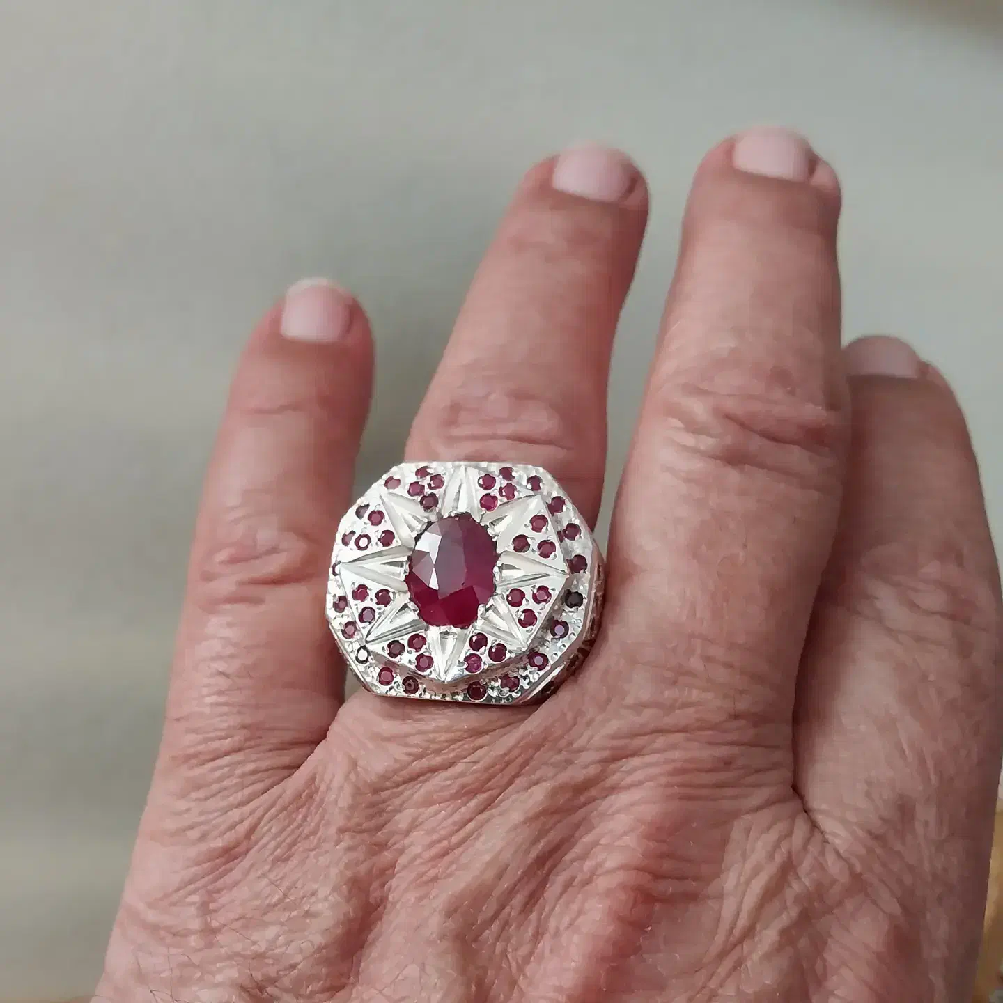 انگشترنقره۹۲۵ کاردست .نگین یاقوت سرخ اناری برمه|جواهرات|بیرجند, |دیوار