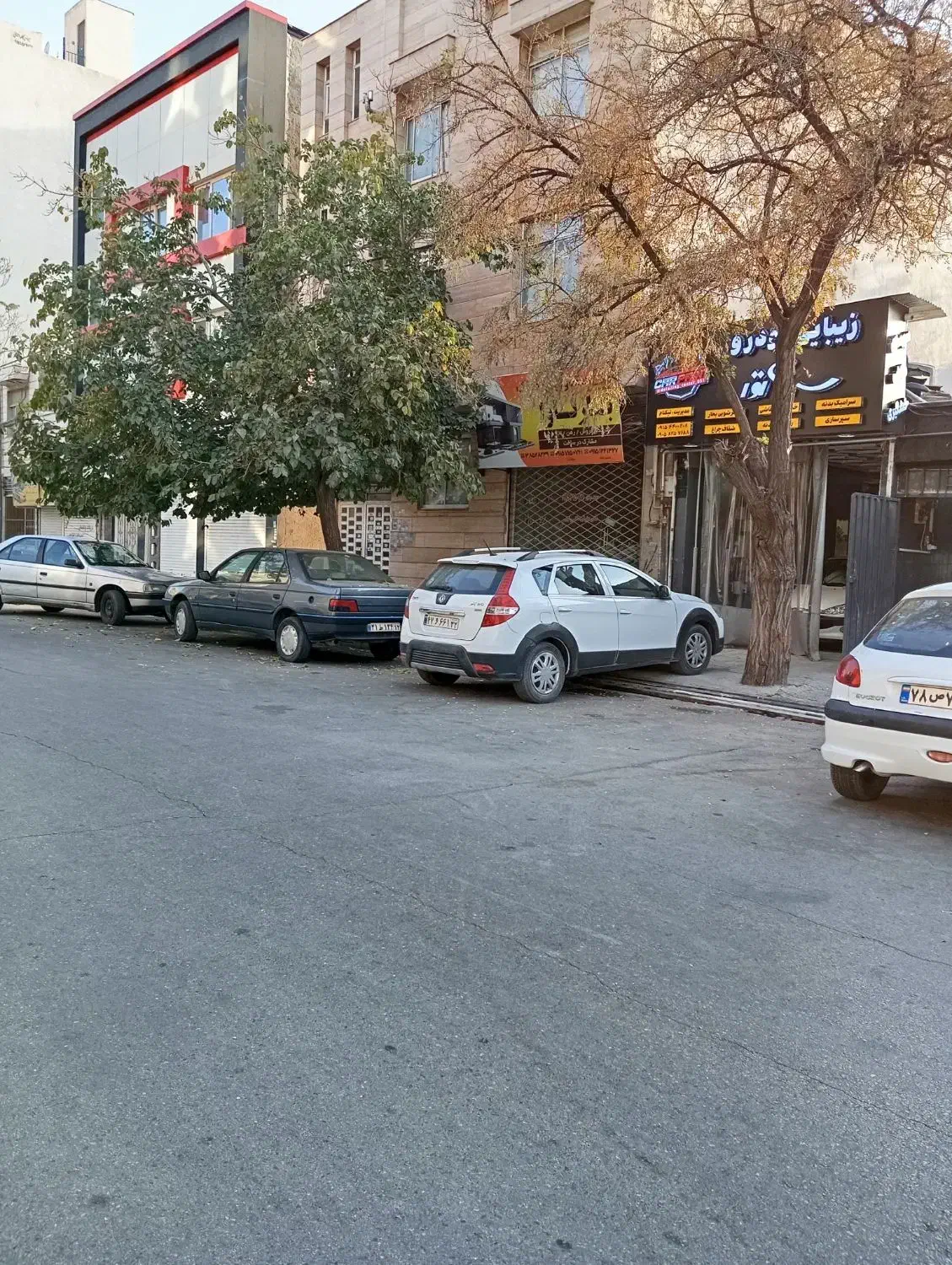 مغازه تجاری دائم، ۲۵ متر، ۱۵ متر از راسته امام رضا|اجارهٔ مغازه و غرفه|مشهد, کوشش|دیوار