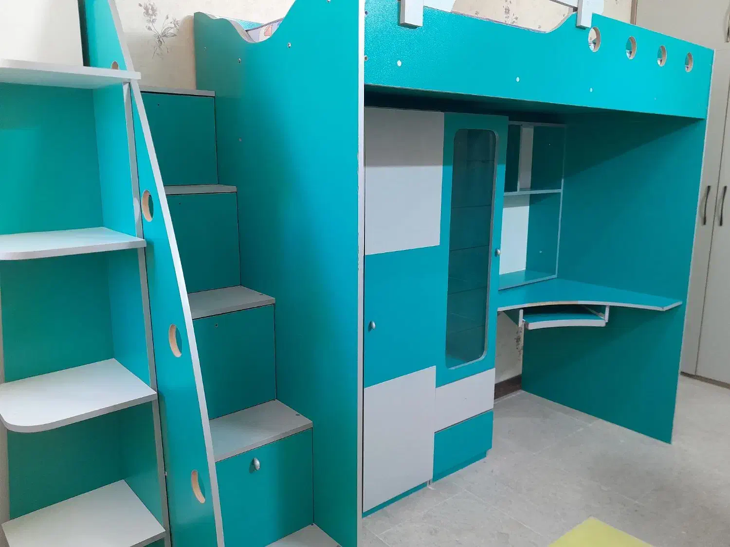 تخت و کمد نوجوان|تخت و سرویس خواب|سبزوار, پاسداران|دیوار