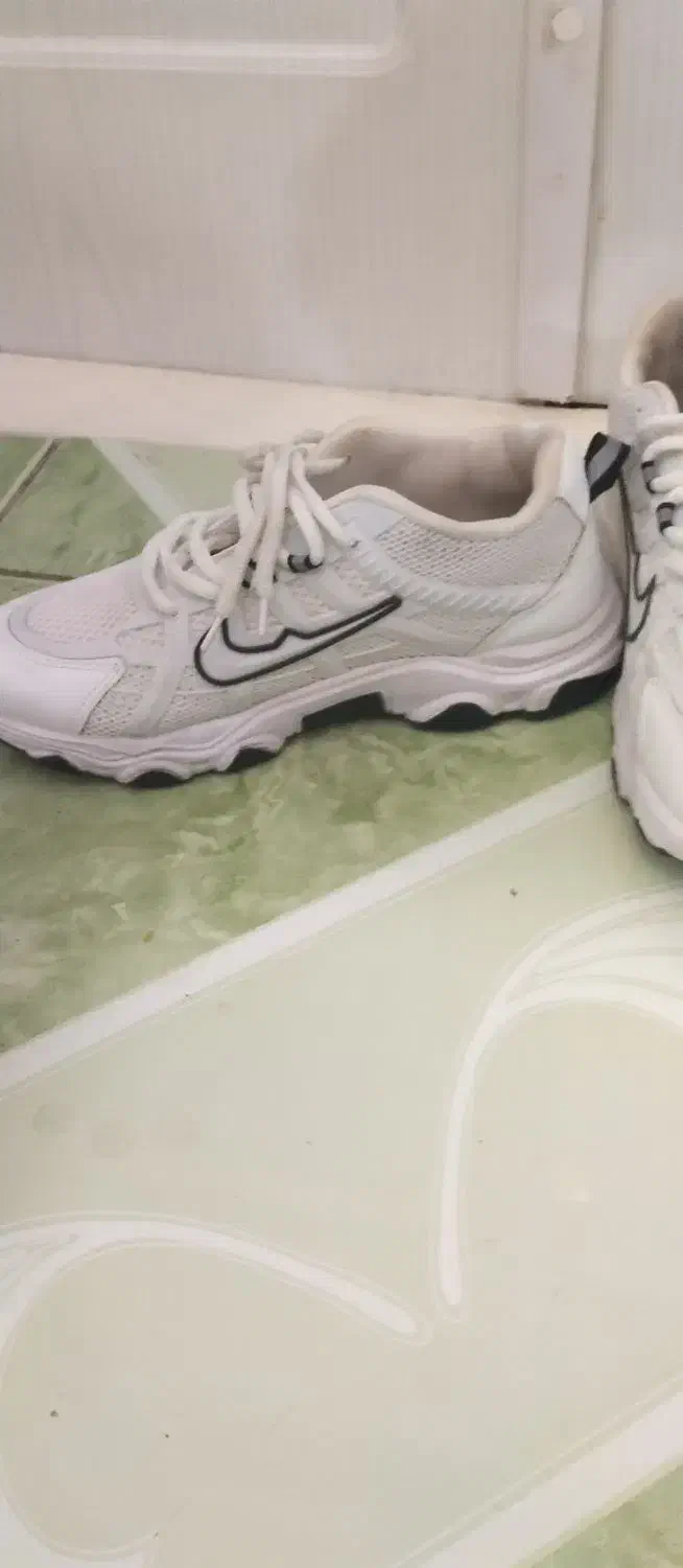 یکعددکتونینوسایز40|کیف، کفش، کمربند|اردبیل, |دیوار