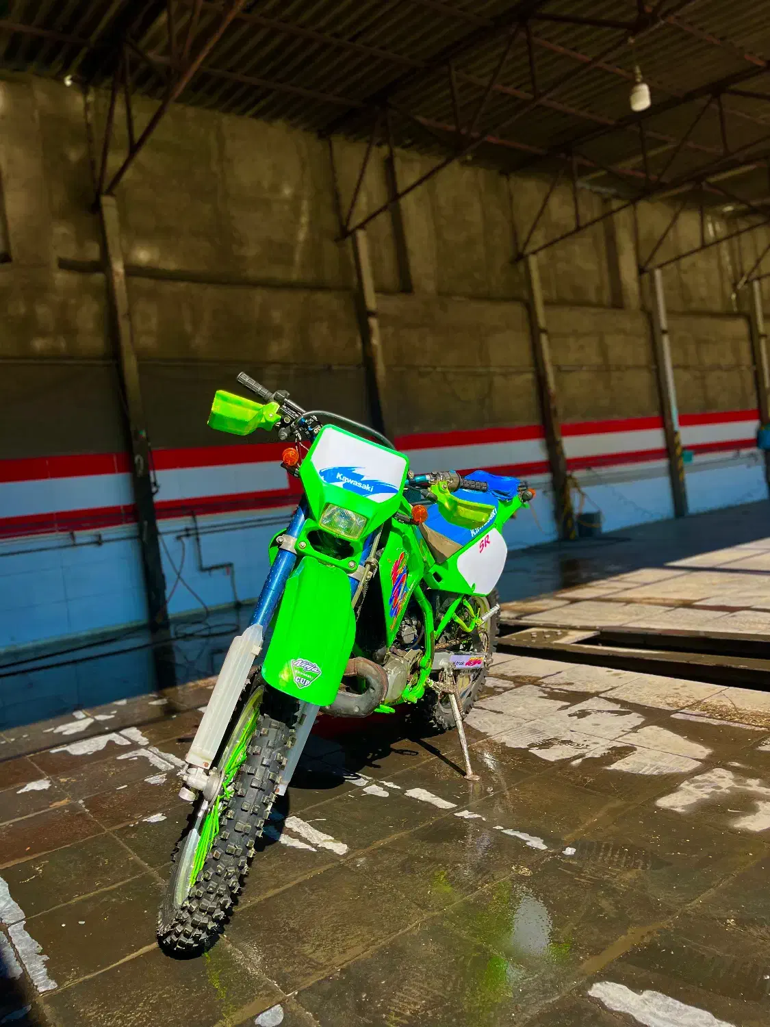 کادیکس ۲۵۰ دوزمانه|موتورسیکلت|ساری, |دیوار