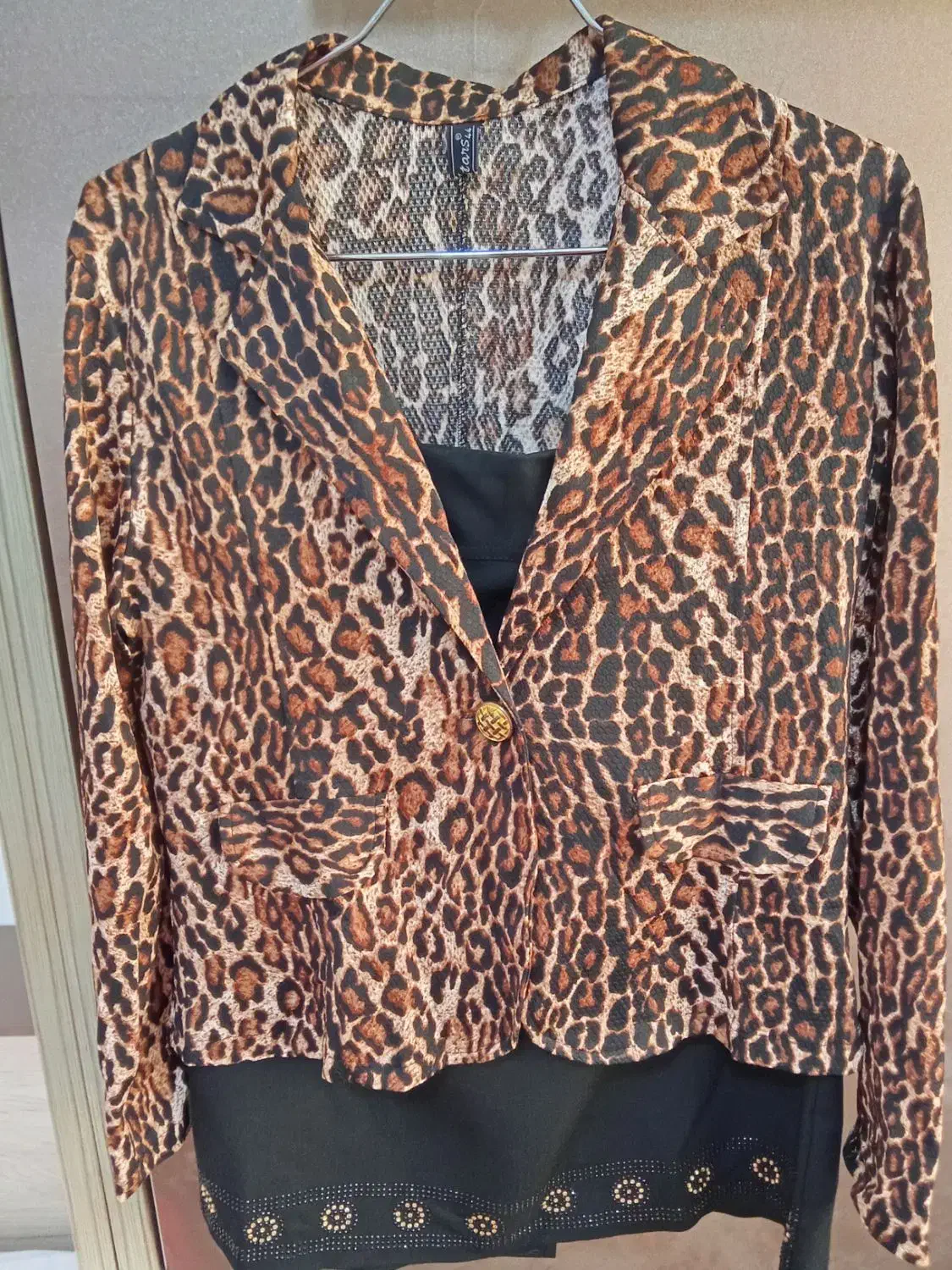 کت دامن و لباس تک|لباس|پاکدشت, پاکدشت (مامازند)|دیوار