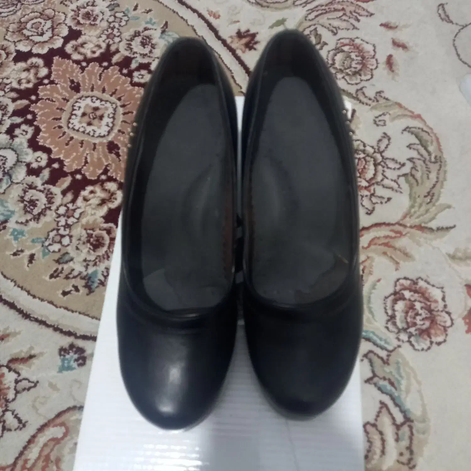 تعدادی پالتو کاپشن کفش کیف مانتو|لباس|سمنان, |دیوار