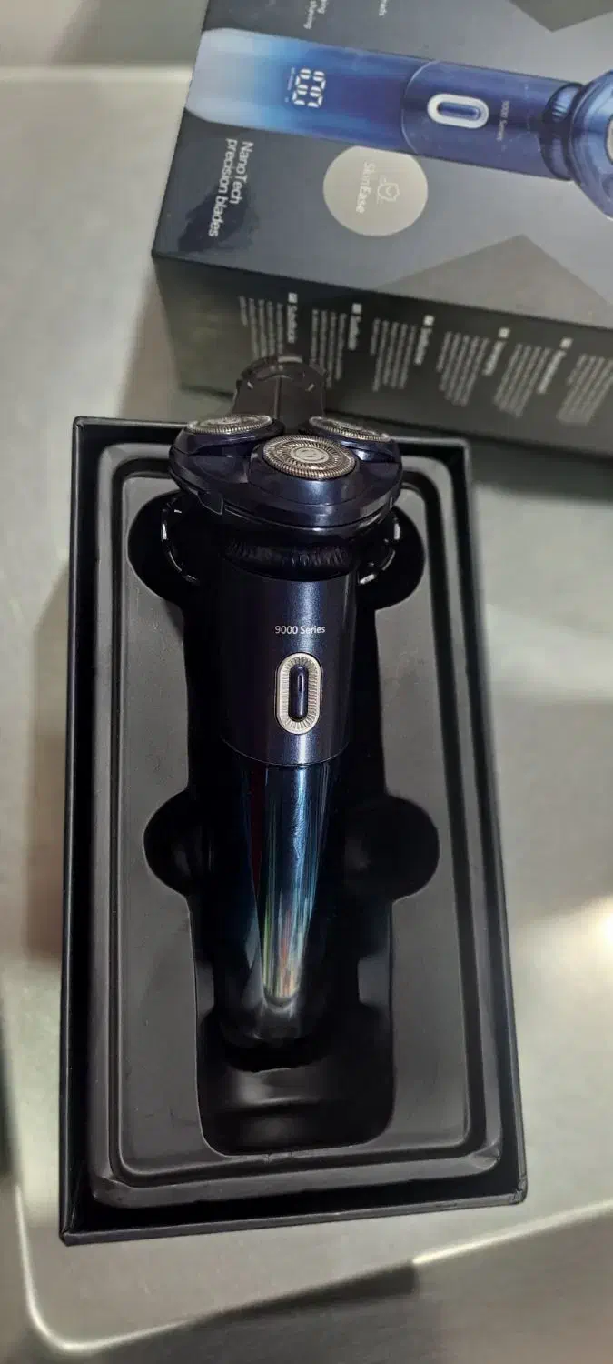 ماشین اصلاح سه تیغ فیلیپس|آرایشی، بهداشتی، درمانی|زنجان, |دیوار