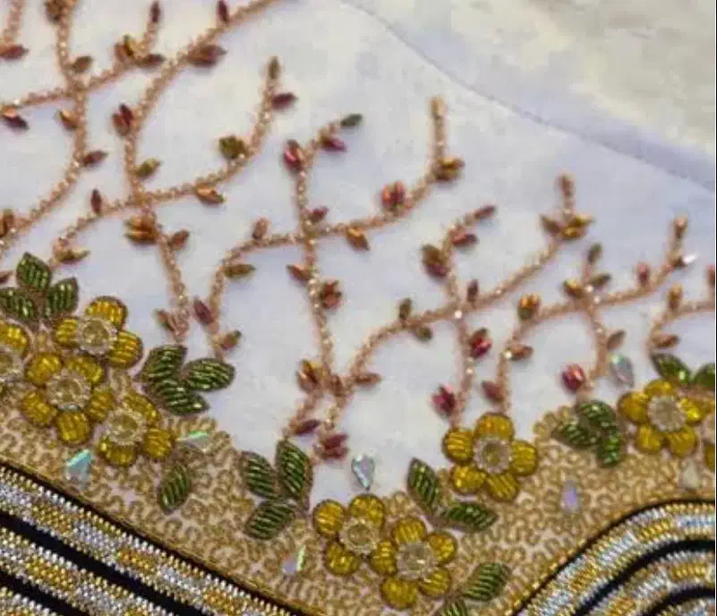 جواهر دوزی و ملیله زنی|لباس|بندرعباس, |دیوار