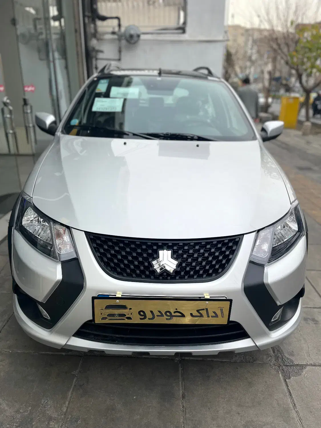 کوییک GXR تیپ L سفید S اس rsبا مانیتور دوربین ۱۴۰۴|خودرو سواری و وانت|تهران, توحید|دیوار