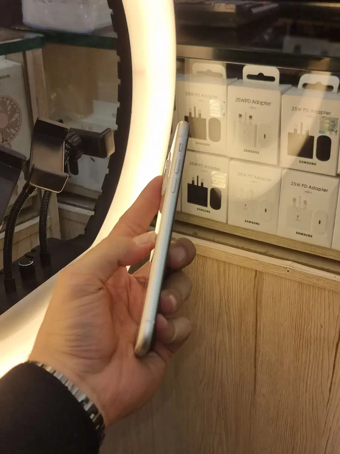 ایفون ۱۱ نرمال ۲۵۶ گیگ ، iphone 11 normal 256g|موبایل|تهران, پونک|دیوار