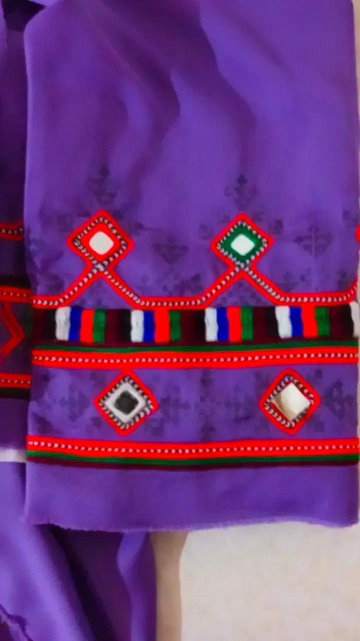 جالار و ایینه|آینه|زاهدان, |دیوار