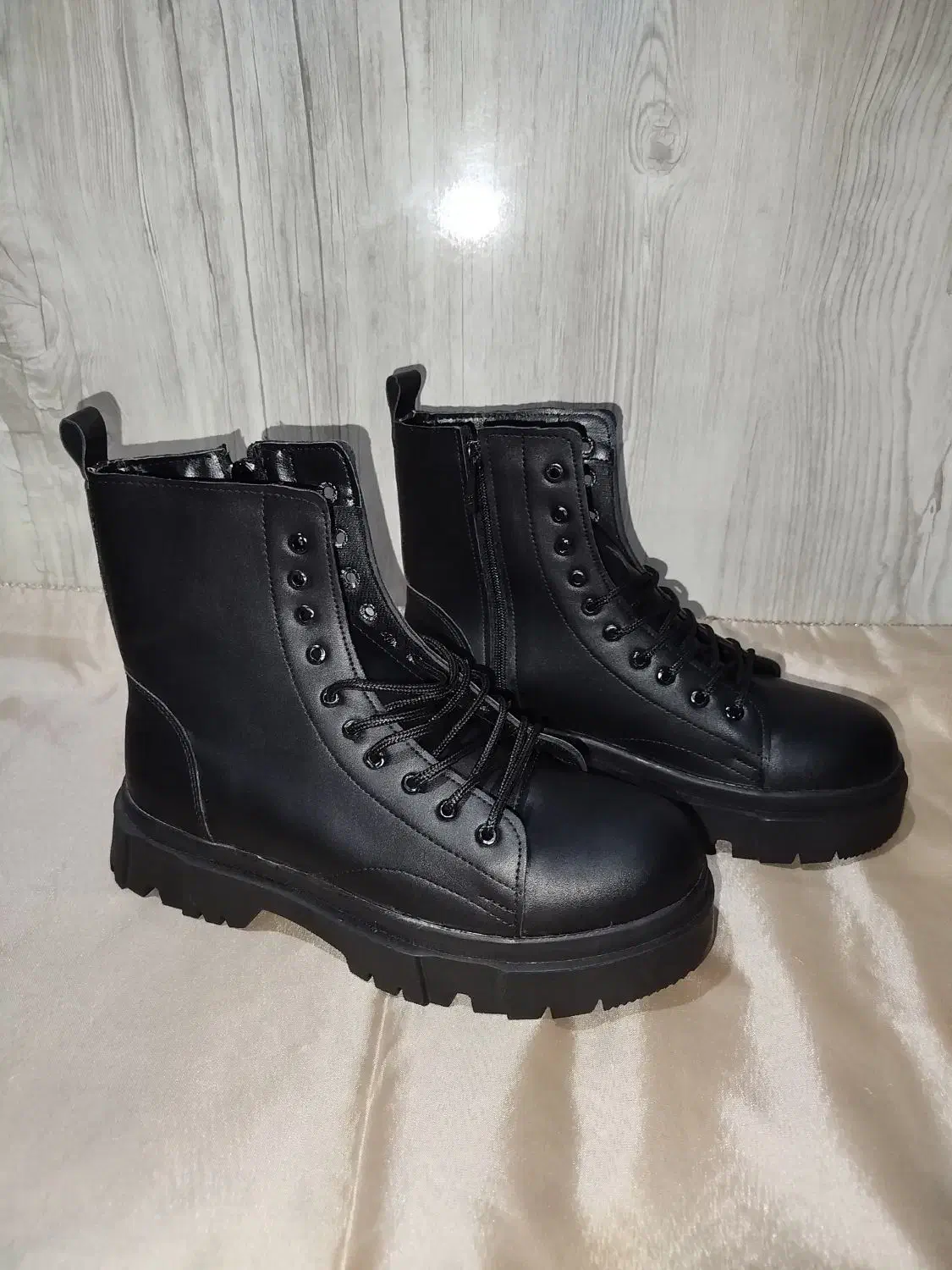 بوت برشکا|کیف، کفش، کمربند|زنجان, |دیوار