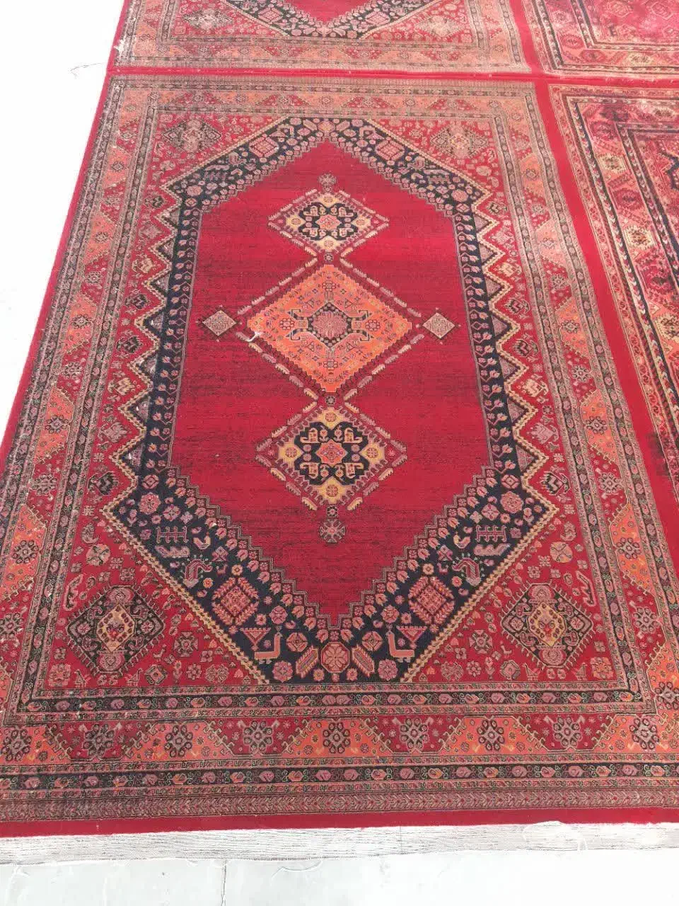 فرش لاکی ابعاد ۱۵۰در۲۳۰تمام نخی ۷۰۰شانه|فرش|تهران, شهرک استقلال|دیوار