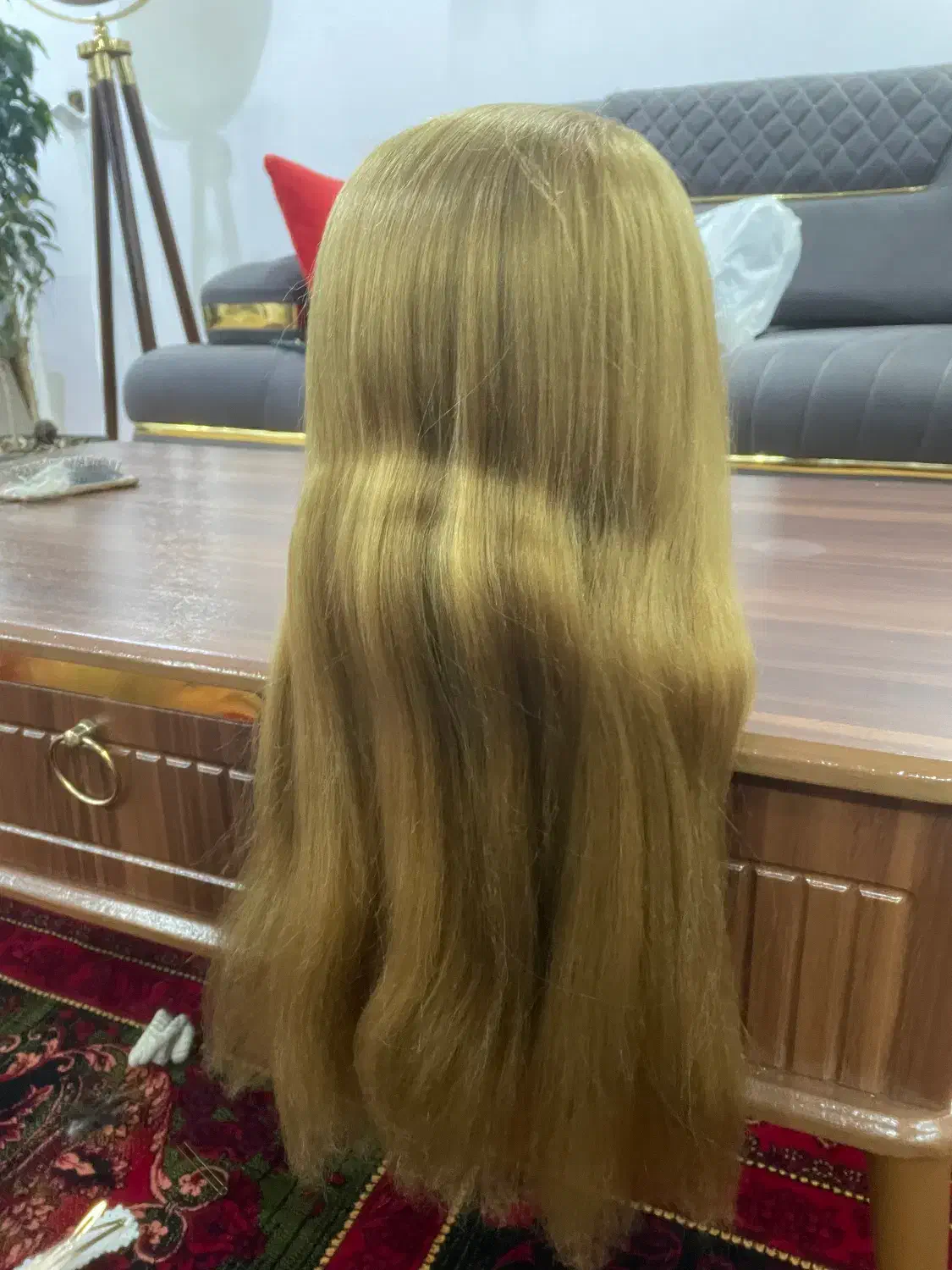 کله مانکن|آرایشگاه و سالن‌های زیبایی|ایلام, |دیوار