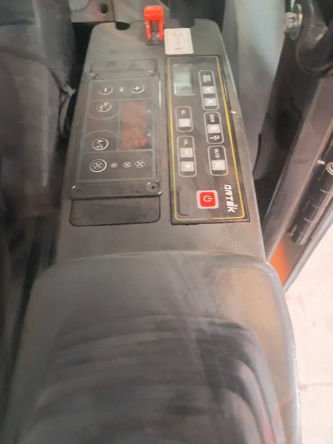 مینی بیل چرخ زنجیری زرین کوپال|خودرو سنگین|کهریزک, |دیوار