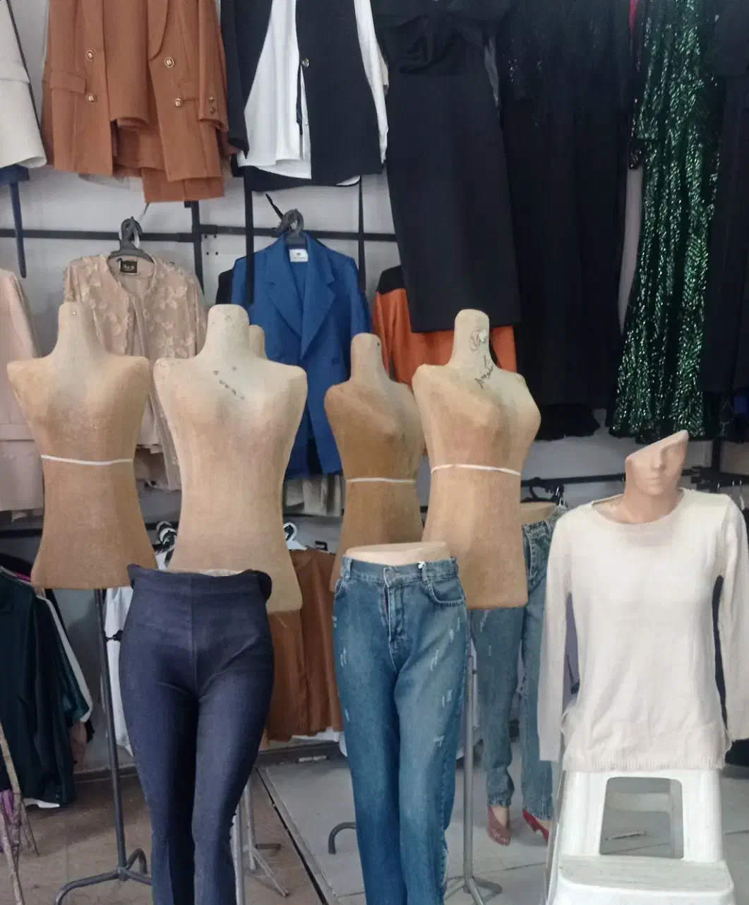 یه سری مانکن سالم|فروشگاه و مغازه|کوهدشت, |دیوار