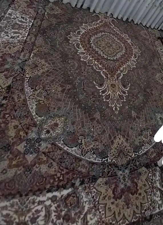 تعدادی وسایل منزل ب علت مهاجرت بفروش می‌رسد|فرش|زاهدان, |دیوار