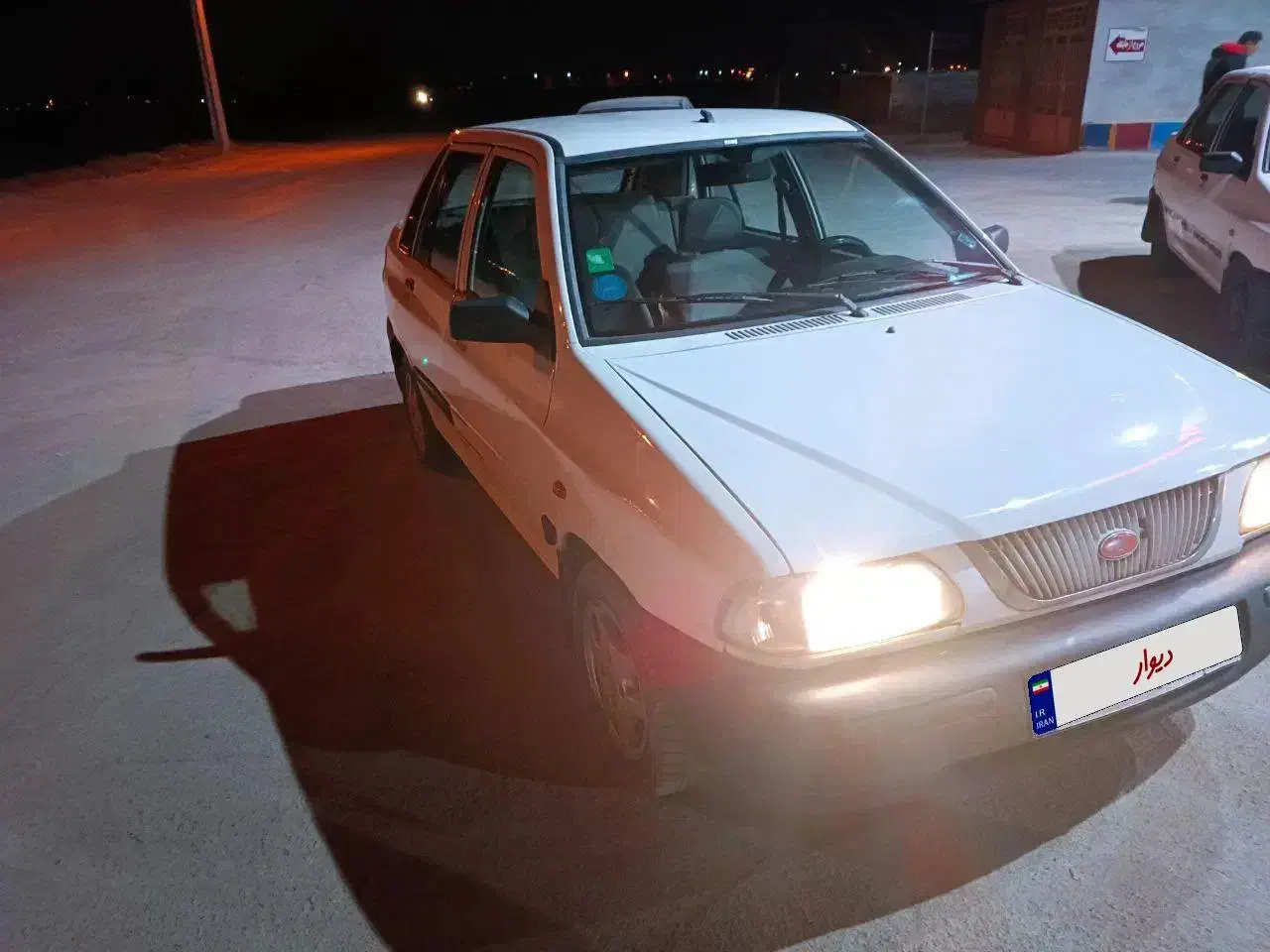 ۱۴۱ سفید دوگانه منبع بزرگ|خودرو سواری و وانت|مشهد, آزادشهر|دیوار