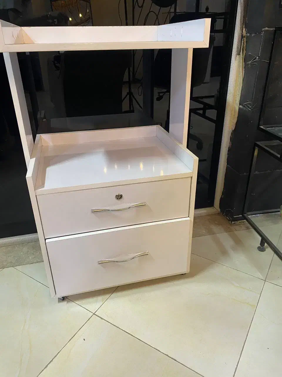 ترولی|آرایشگاه و سالنهای زیبایی|تربت جام, حافظ|دیوار