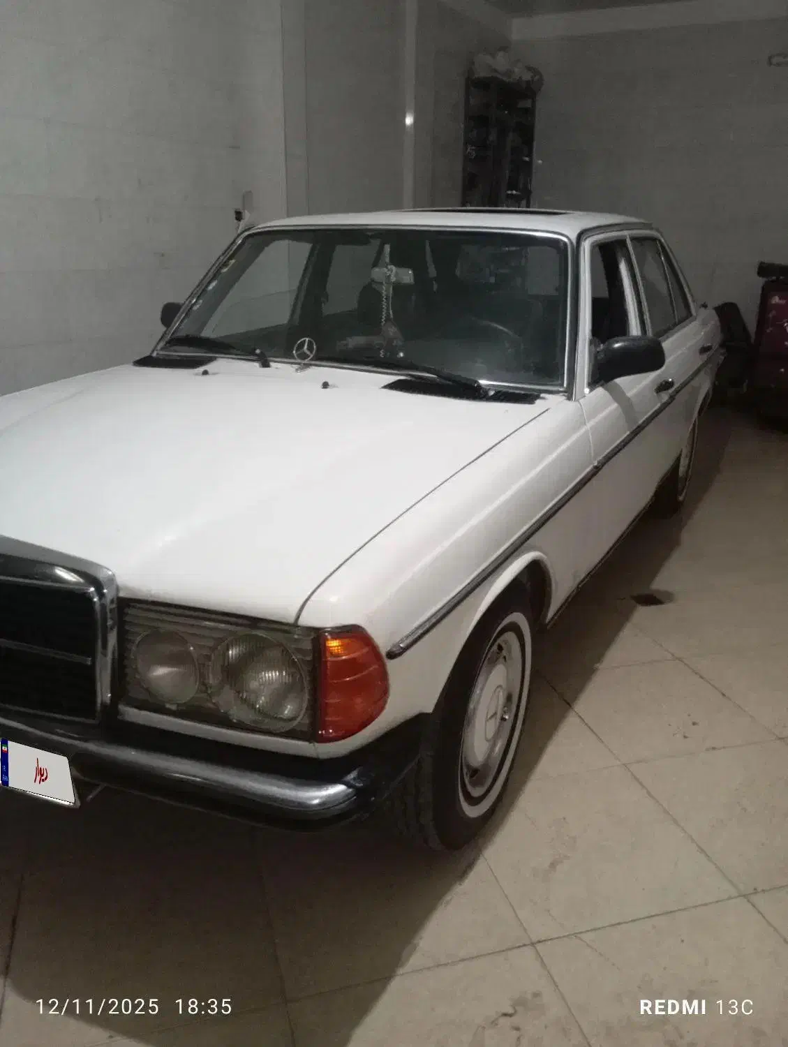 بنز کلاسیک خوابیده در پارکینگ کارکرد واقعی|خودرو کلاسیک|اصفهان, چرخاب|دیوار