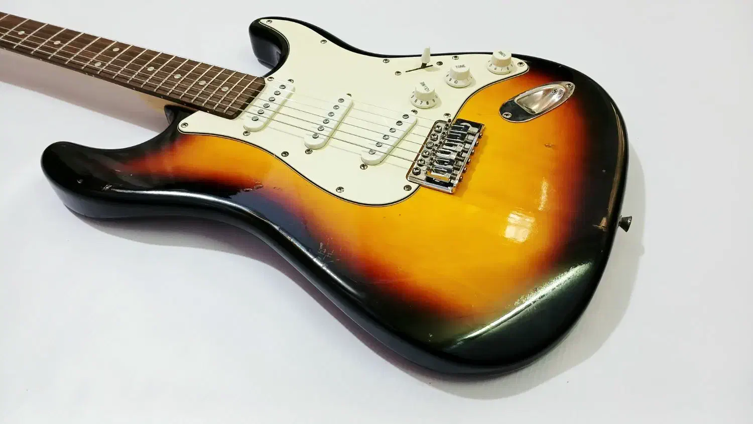 گیتار الکتریک Swing Stratocaster|گیتار، بیس، امپلیفایر|بندرعباس, |دیوار
