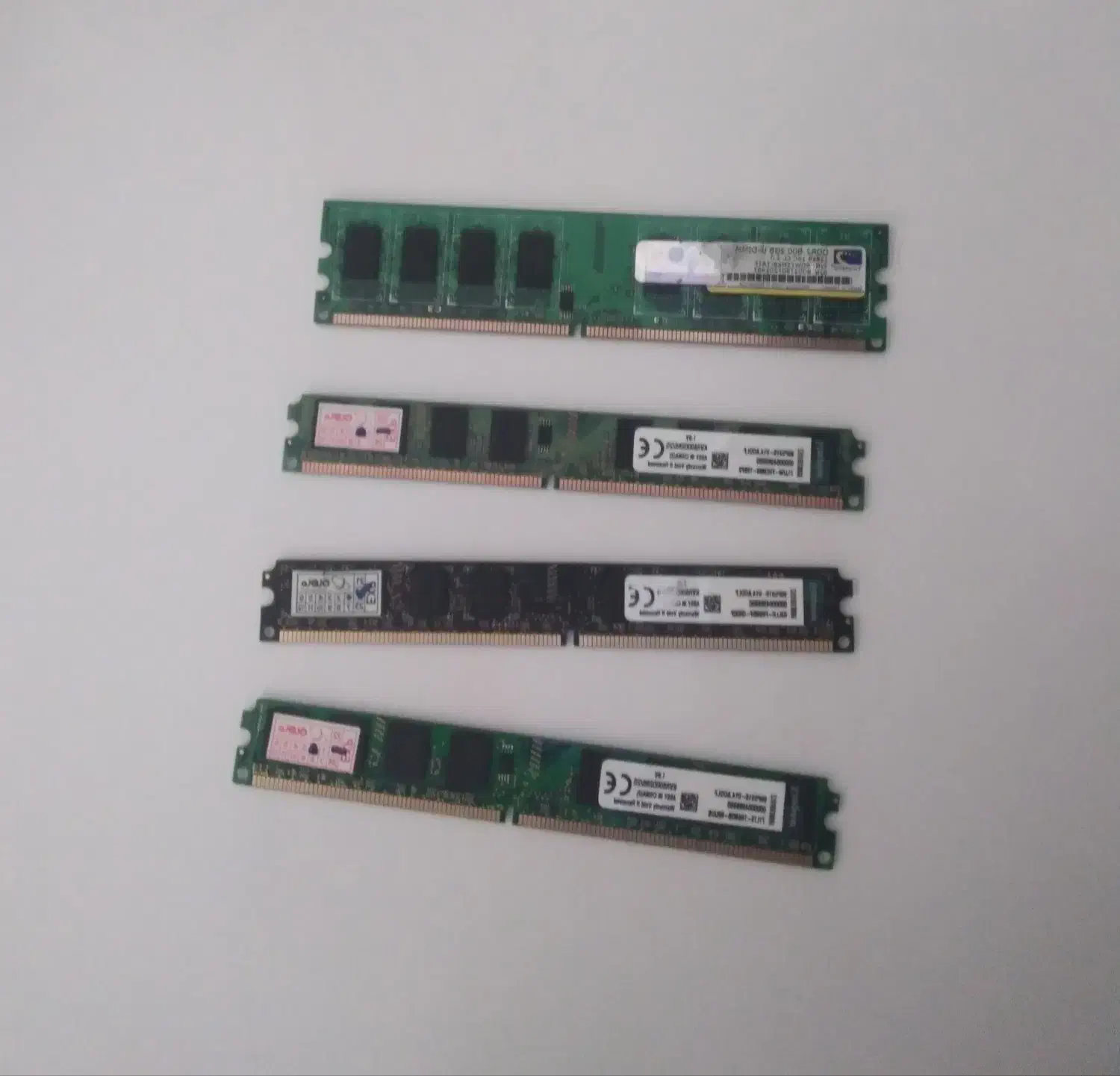 4 عدد رم 2 گیگ DDR2|قطعات و لوازم جانبی رایانه|قزوین, |دیوار