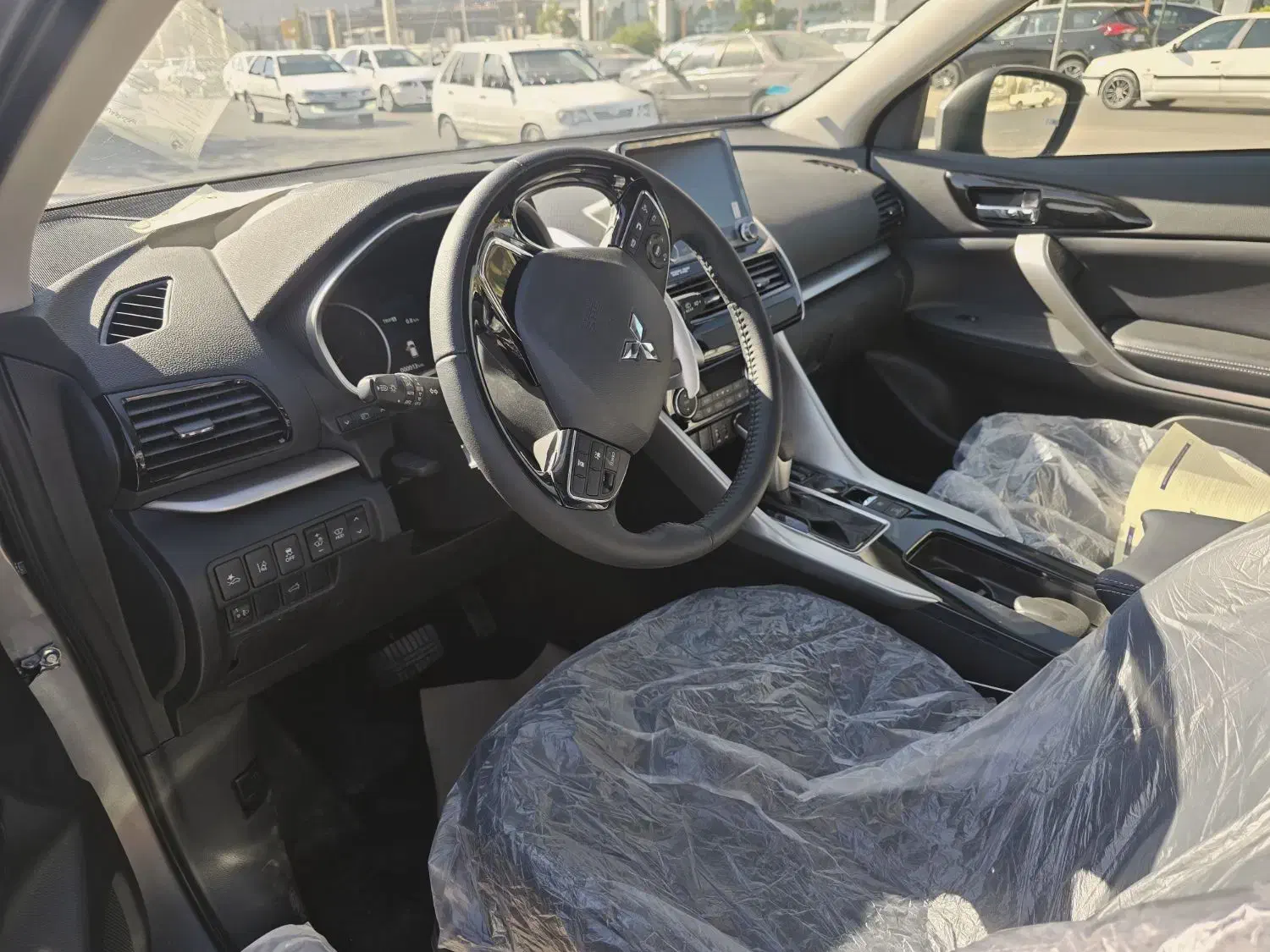 میتسوبیشی اکلیپس رنگ خاکستری مدل 2025|خودرو سواری و وانت|شیراز, شهرک بزین|دیوار