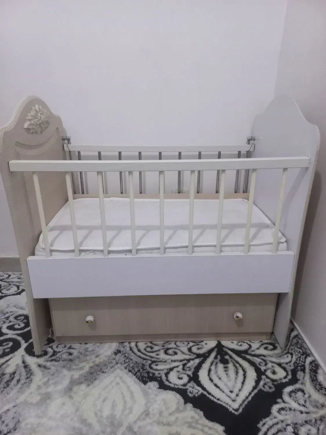 تخت خواب|تخت و سرویس خواب|خرم‌آباد, |دیوار