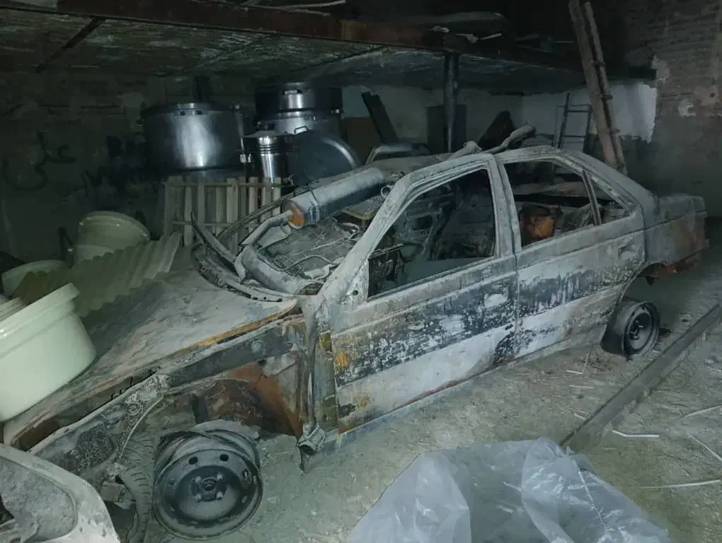 مدل پایین کار دار سوخته و....معاوظه و معامله|خودرو سواری و وانت|چهارباغ, |دیوار