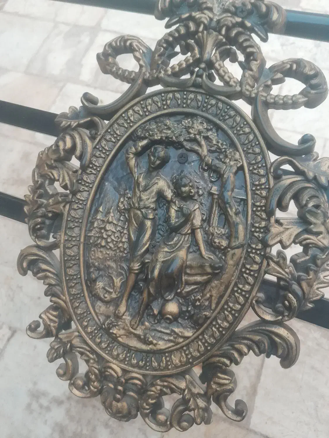 تختخواب یه نفری فلزی سالم|تخت و سرویس خواب|قم, چهل درخت‎|دیوار