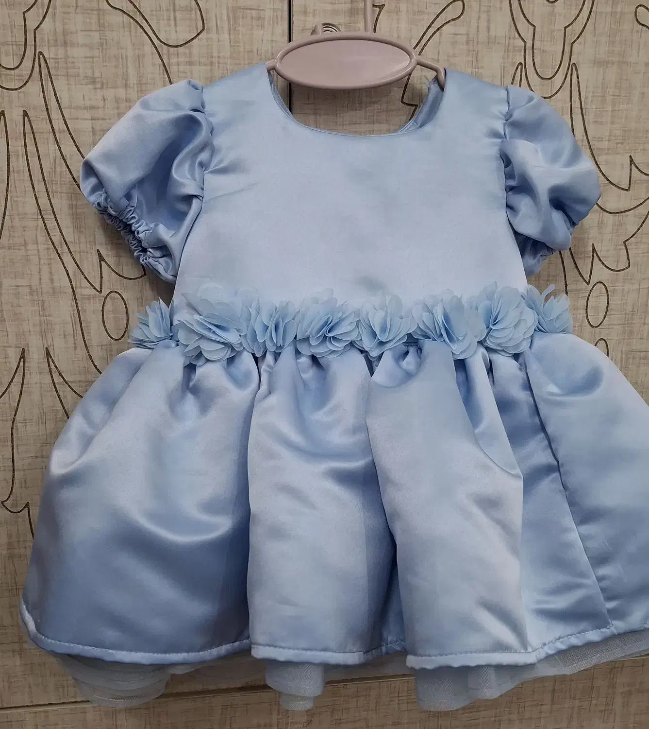 لباس بچگانه|کفش و لباس بچه|قم, قلعه کامکار|دیوار