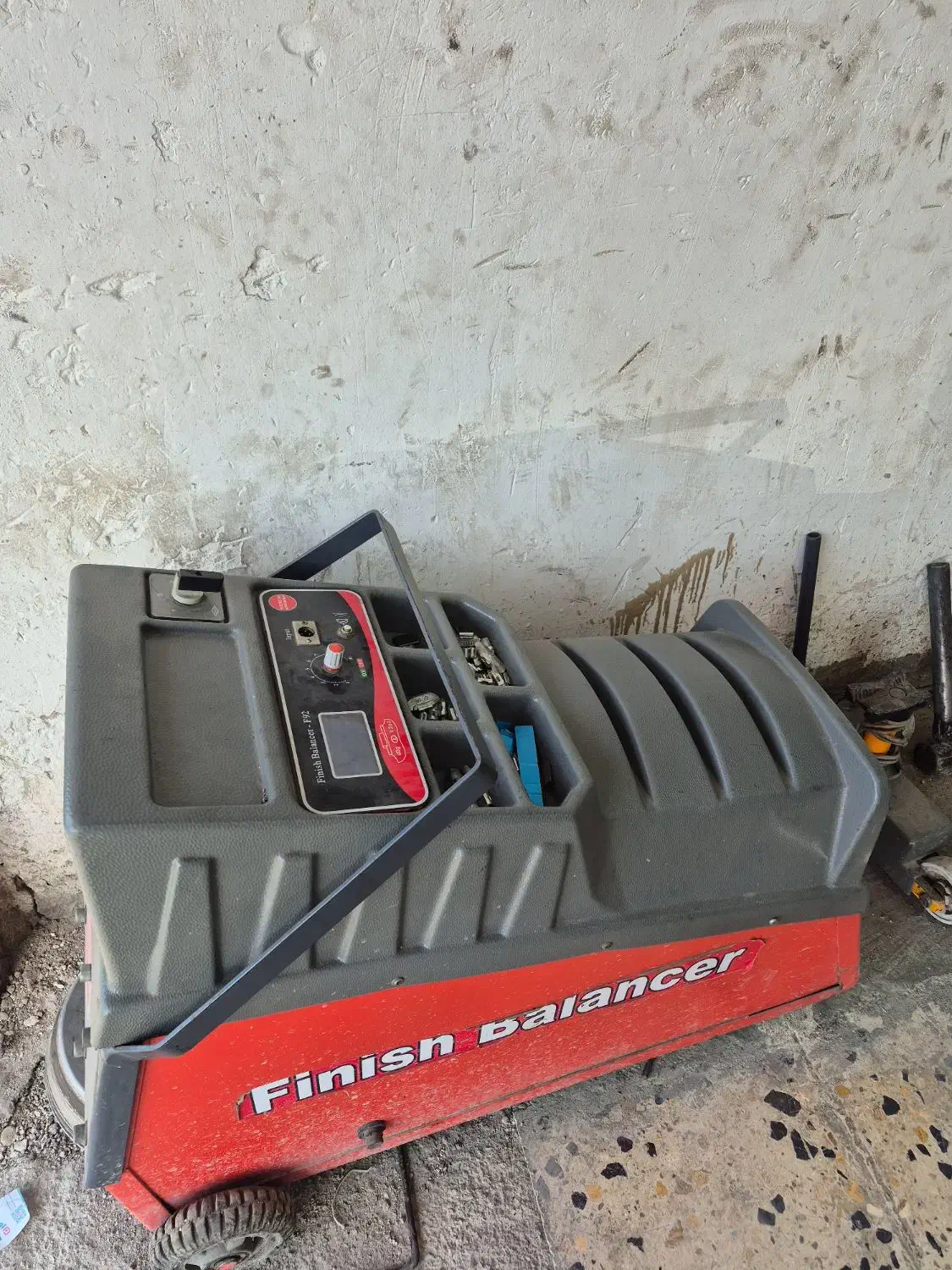 فروش دستگاه بالانس درجا روکار|فروشگاه و مغازه|اهواز, چهارصد دستگاه|دیوار