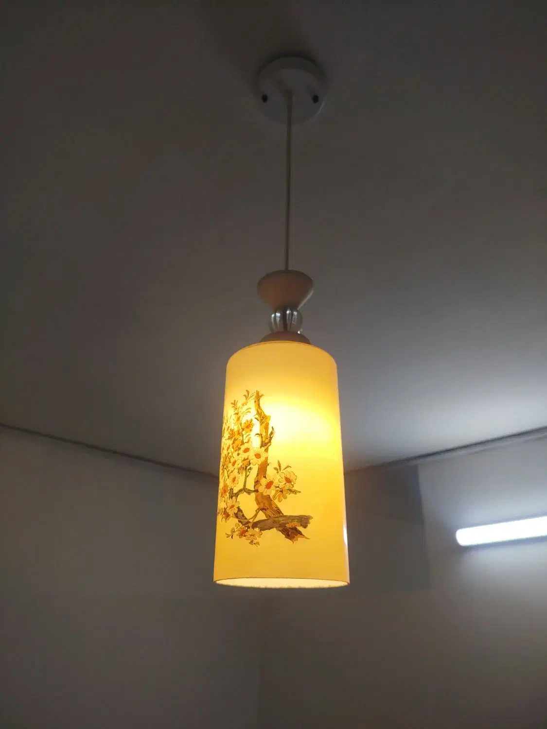 چهار  عدد لوستر|لوستر و چراغ آویز|مشهد, ثامن|دیوار