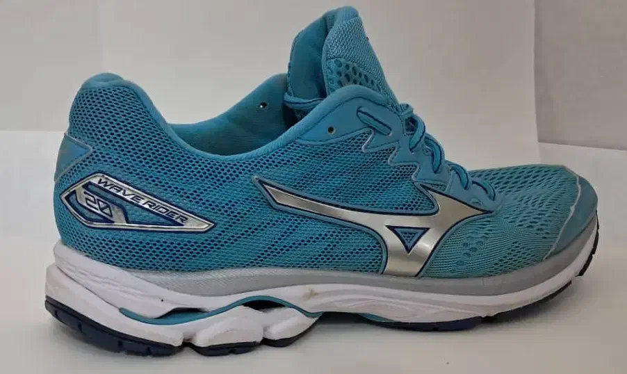 فروش کفش میزانو mizuno|کیف، کفش، کمربند|کازرون, |دیوار