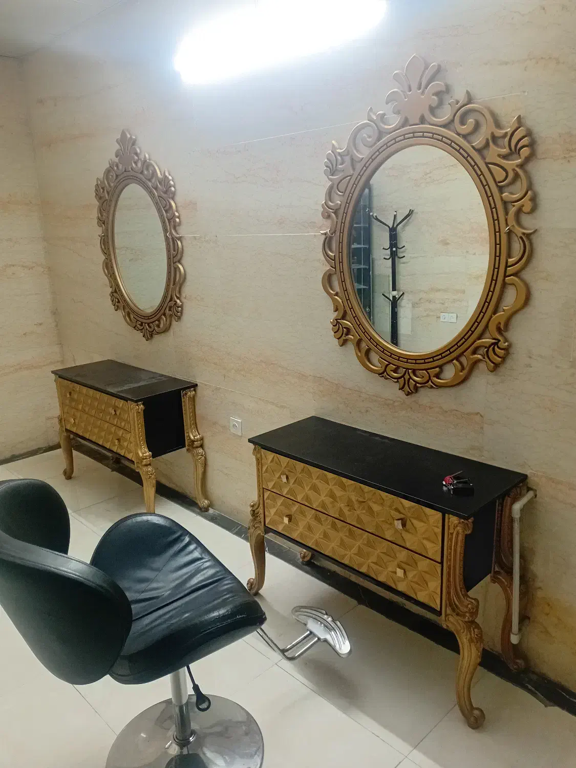 وسایل ارایشگاه فروش فوری|حراج|کهریزک, |دیوار