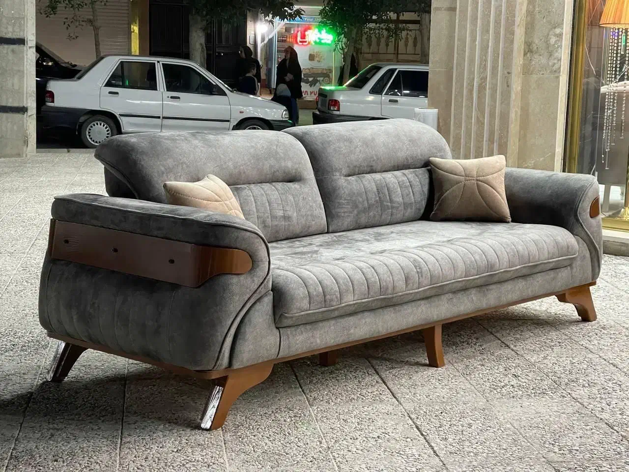 طرح تعویض مبل نو با مبل کهنه|مبلمان خانگی و میز عسلی|قزوین, |دیوار