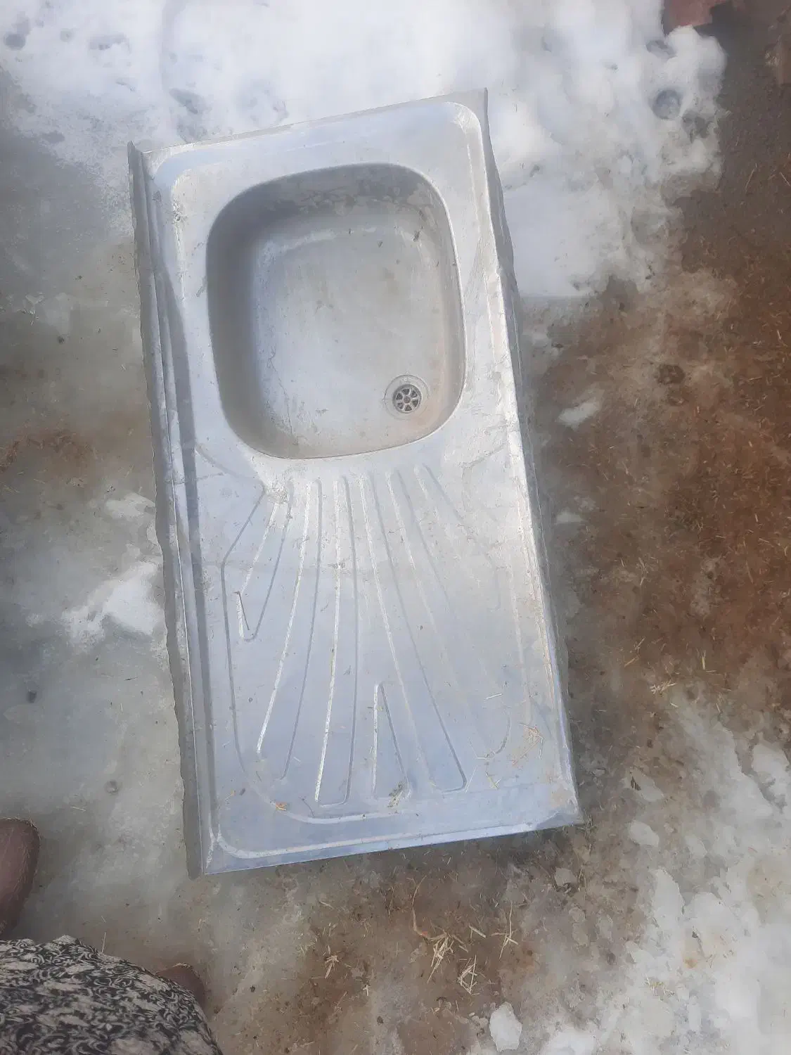 سینگ دو قلو و یک قلو|آب‌چکان و نظم‌دهنده ظروف|قوچان, |دیوار