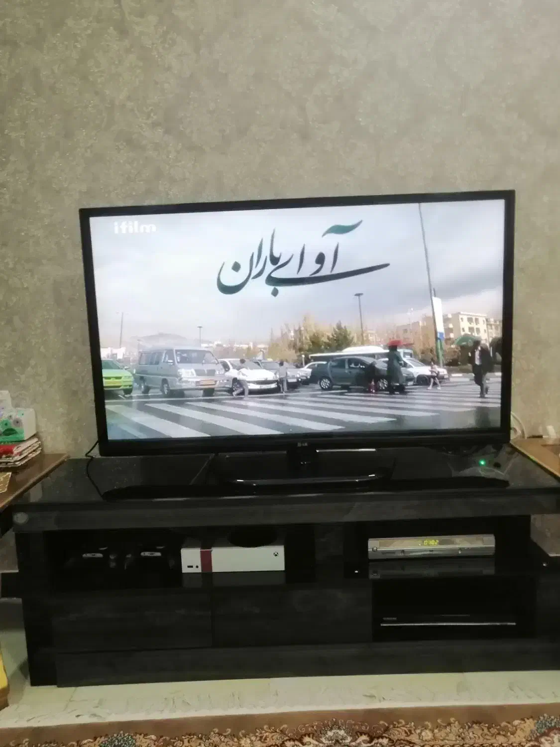 تلویزیون 50اینچ|تلویزیون و پروژکتور|شاهینشهر, عطار|دیوار