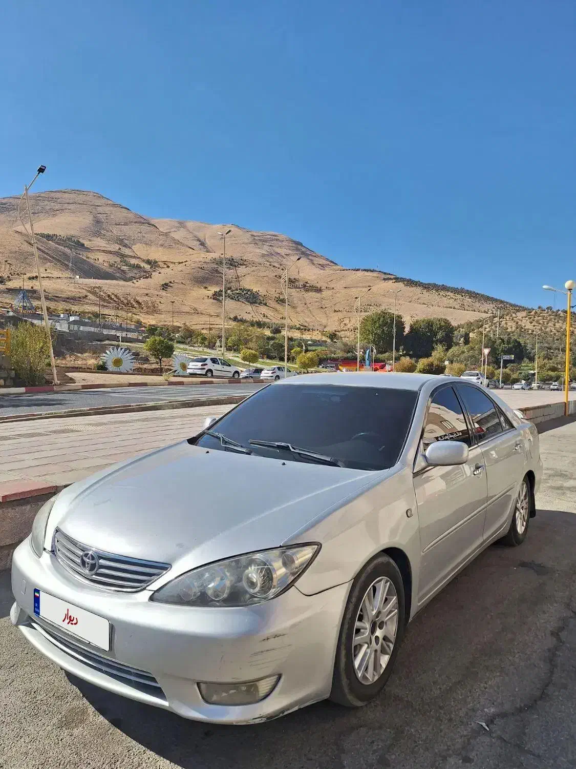 تویوتا کمری گرند ۴ سیلندر دنده ای|خودرو سواری و وانت|سنندج, |دیوار