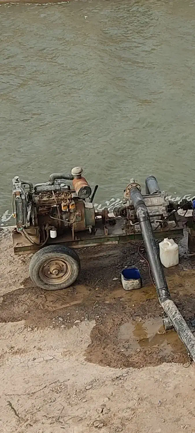 موتور آب پرکنز چهار سیلندر|ماشینآلات صنعتی|اصلاندوز, |دیوار