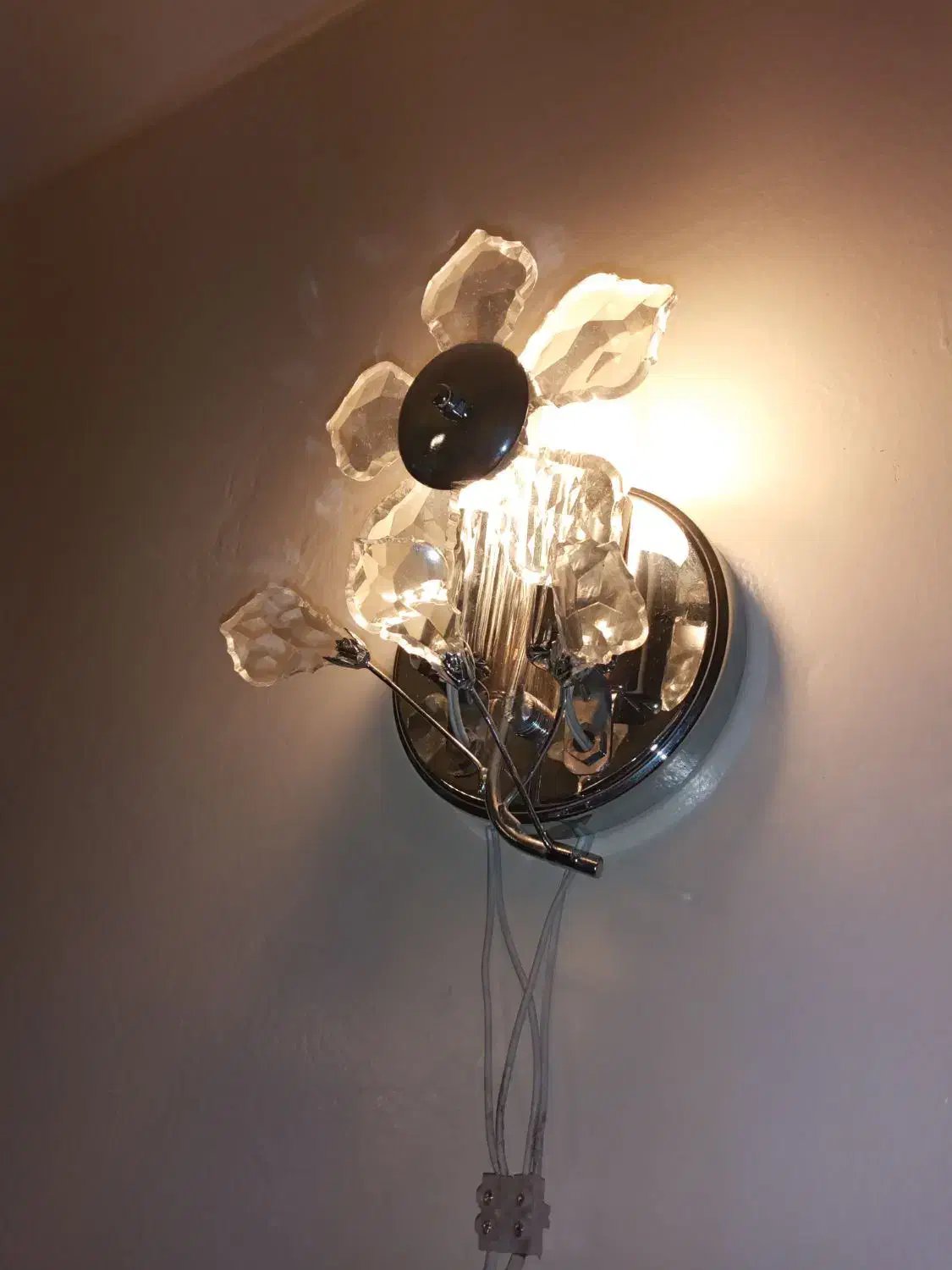 دیوار کوب یا دیواری|لوستر و چراغ آویز|تهران, پاسداران|دیوار