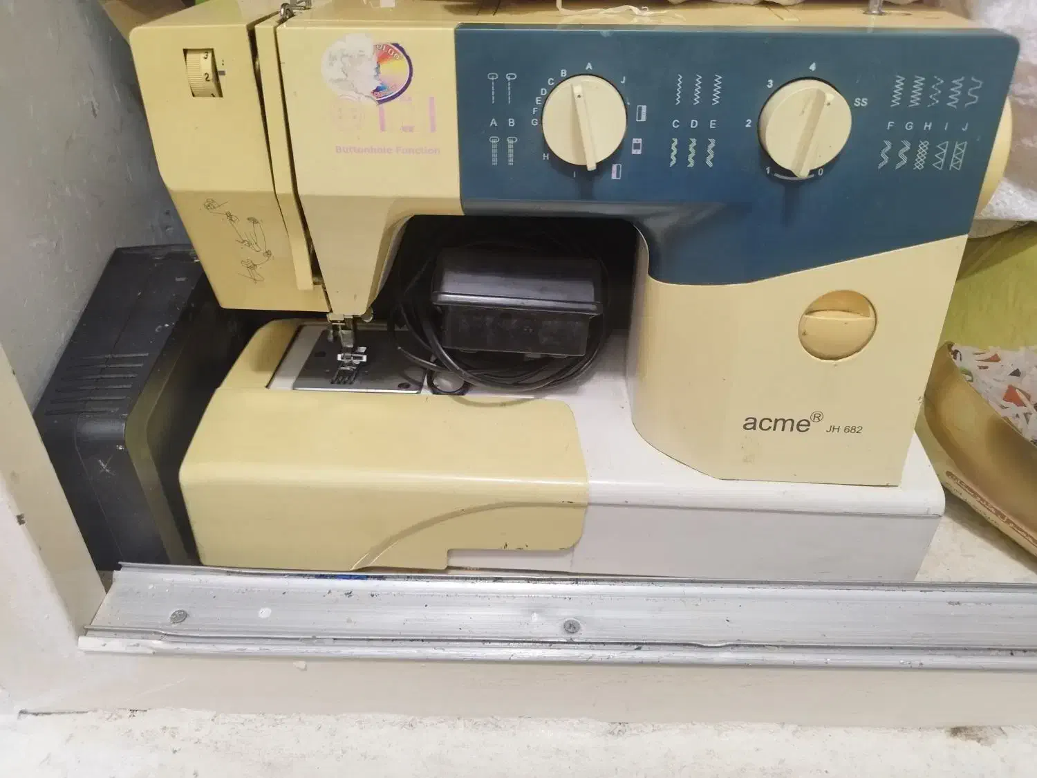 چرخ خیاطی زینگر|چرخ خیاطی و ریسندگی|گرگان, |دیوار