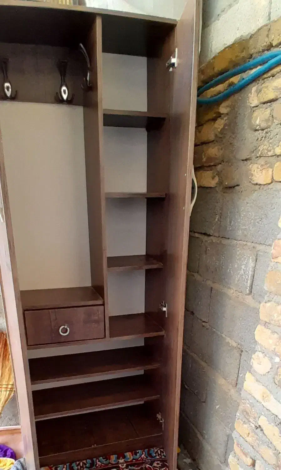 جاگفشی|جاکفشی، کمد، دراور|اهر, |دیوار