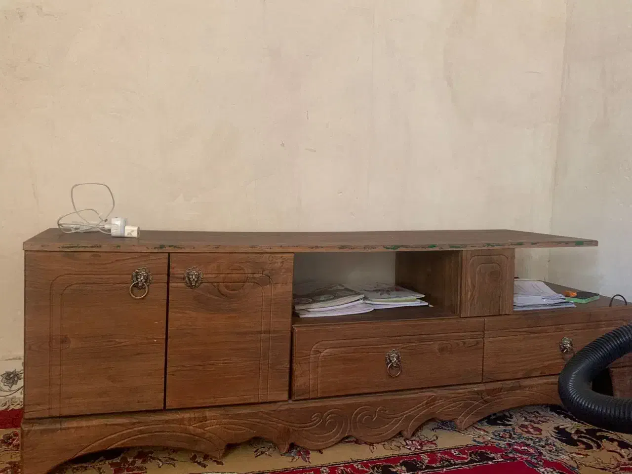 دو عدد میز تلویزیون کاملا نو|میز تلویزیون|یاسوج, |دیوار