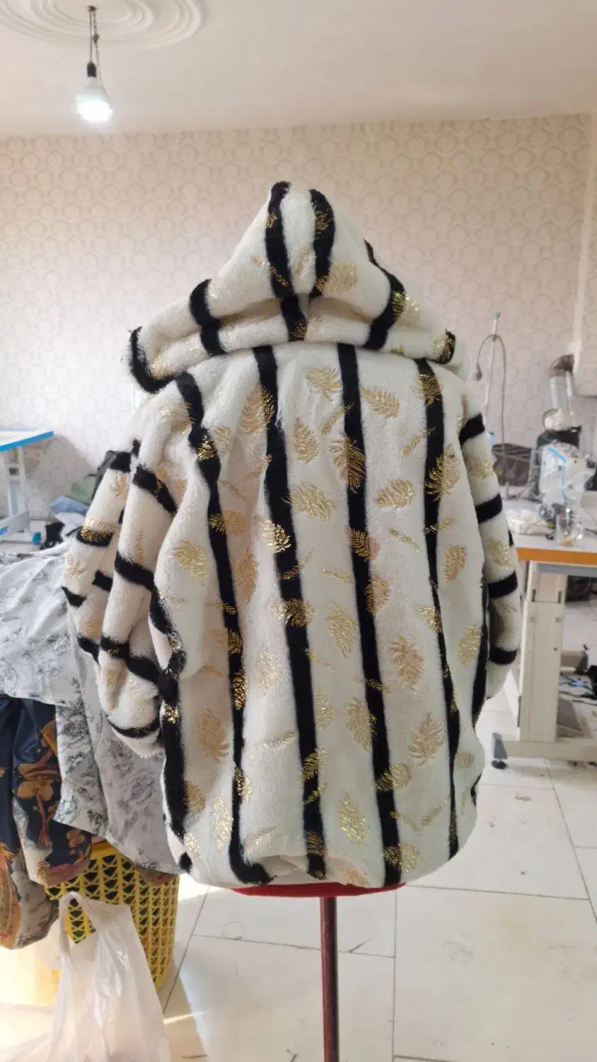 سویشرت جنس خز|لباس|هشتگرد, فاز ۲ مهستان|دیوار