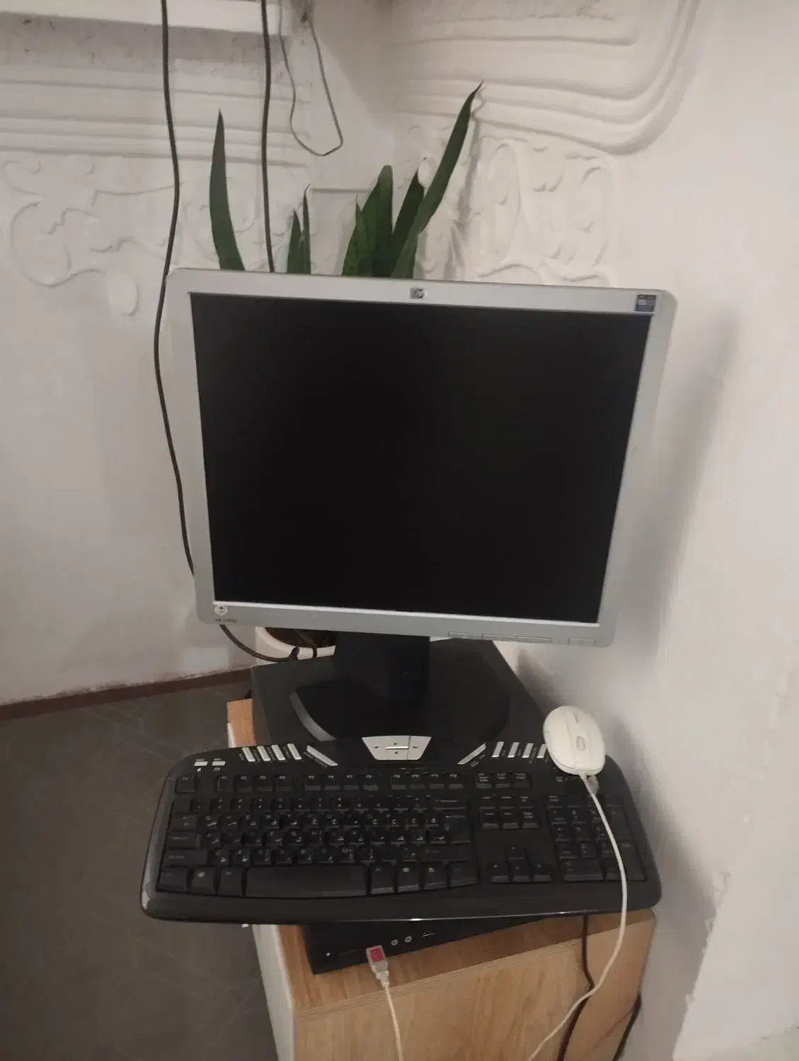 کامپیتر ومیز وسندلی باهم 7500|رایانه رومیزی|مشهد, گوهرشاد|دیوار