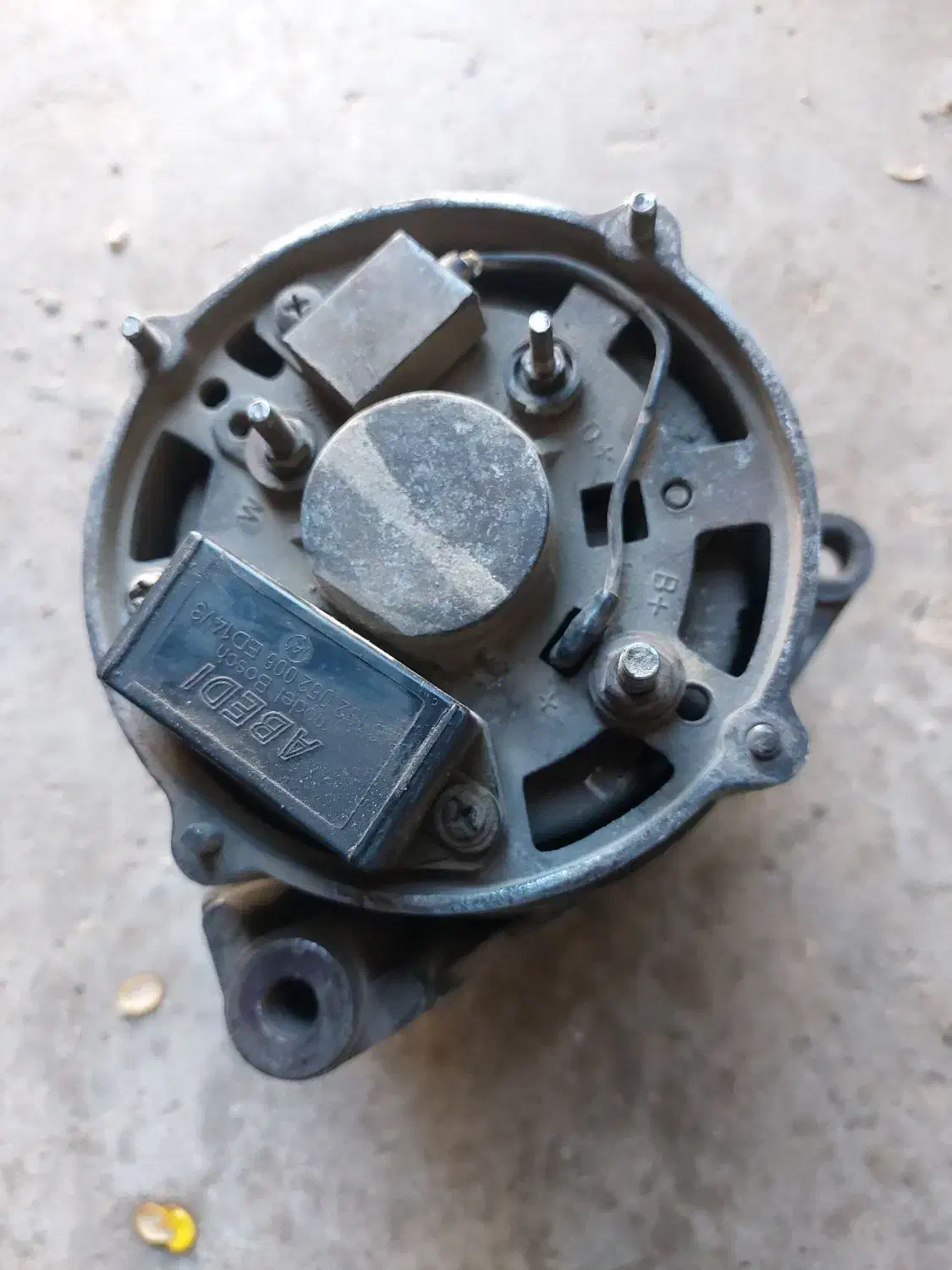 باعرض سلام یک عدد دینام|قطعات یدکی و لوازم جانبی|نوبندگان, |دیوار