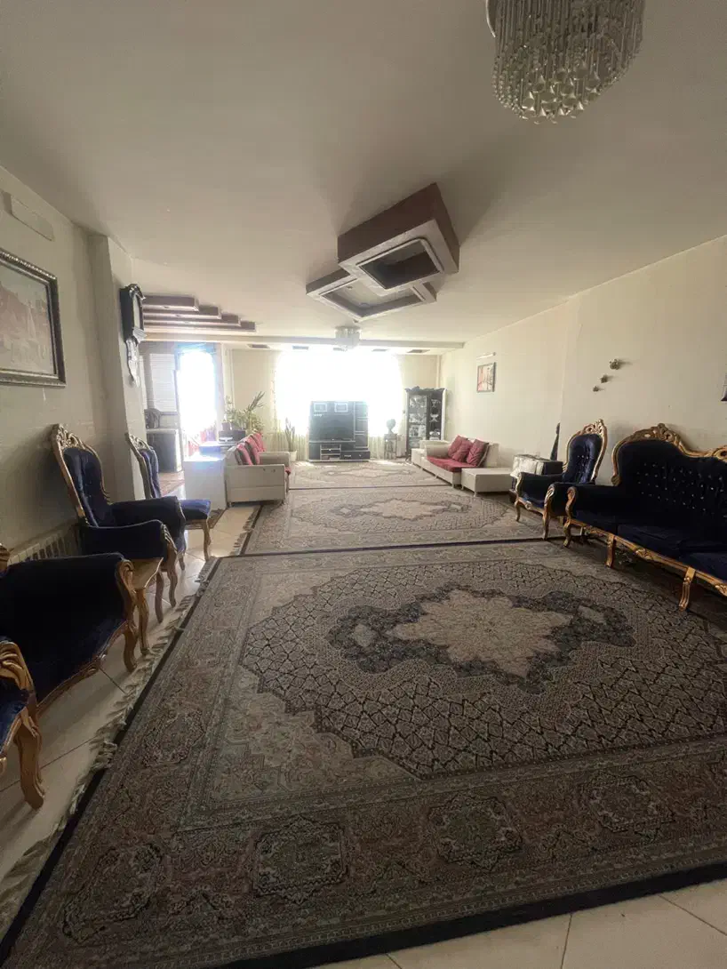 ۱۴۵ متر خوش قیمت مناسب بازسازی/آموزگار ۶۷|فروش آپارتمان|مشهد, تربیت (صدف)|دیوار